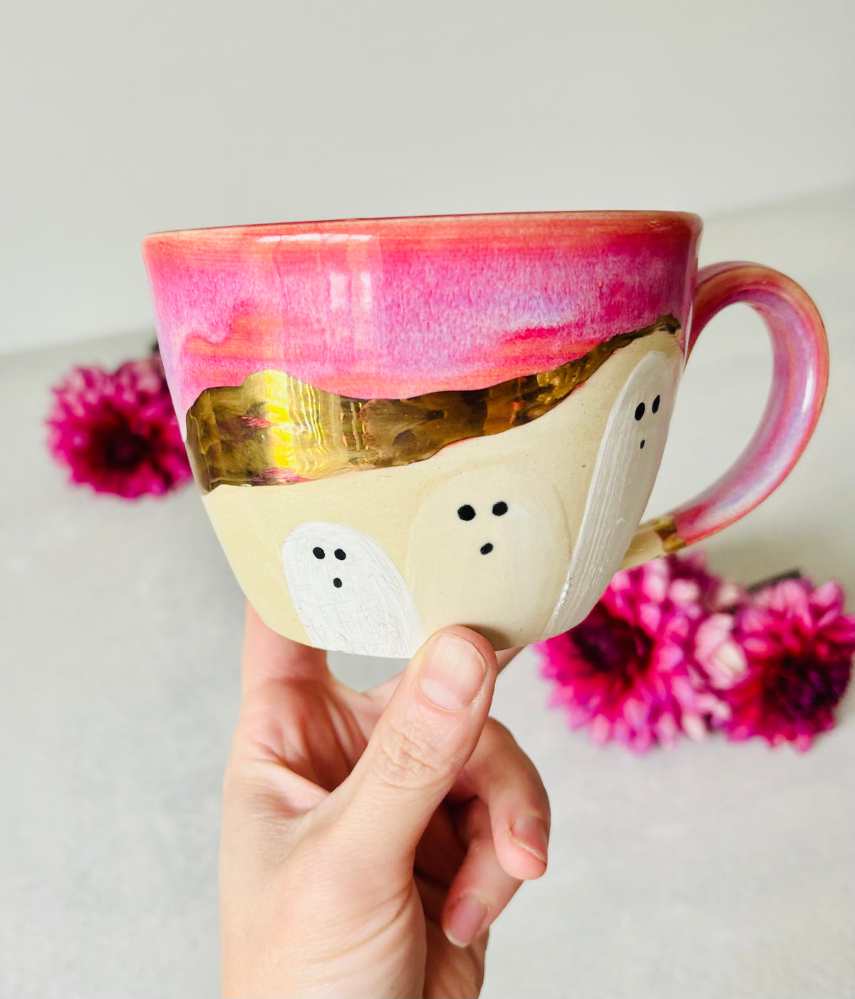 Golden Glaze Line Pink Ghost Mug