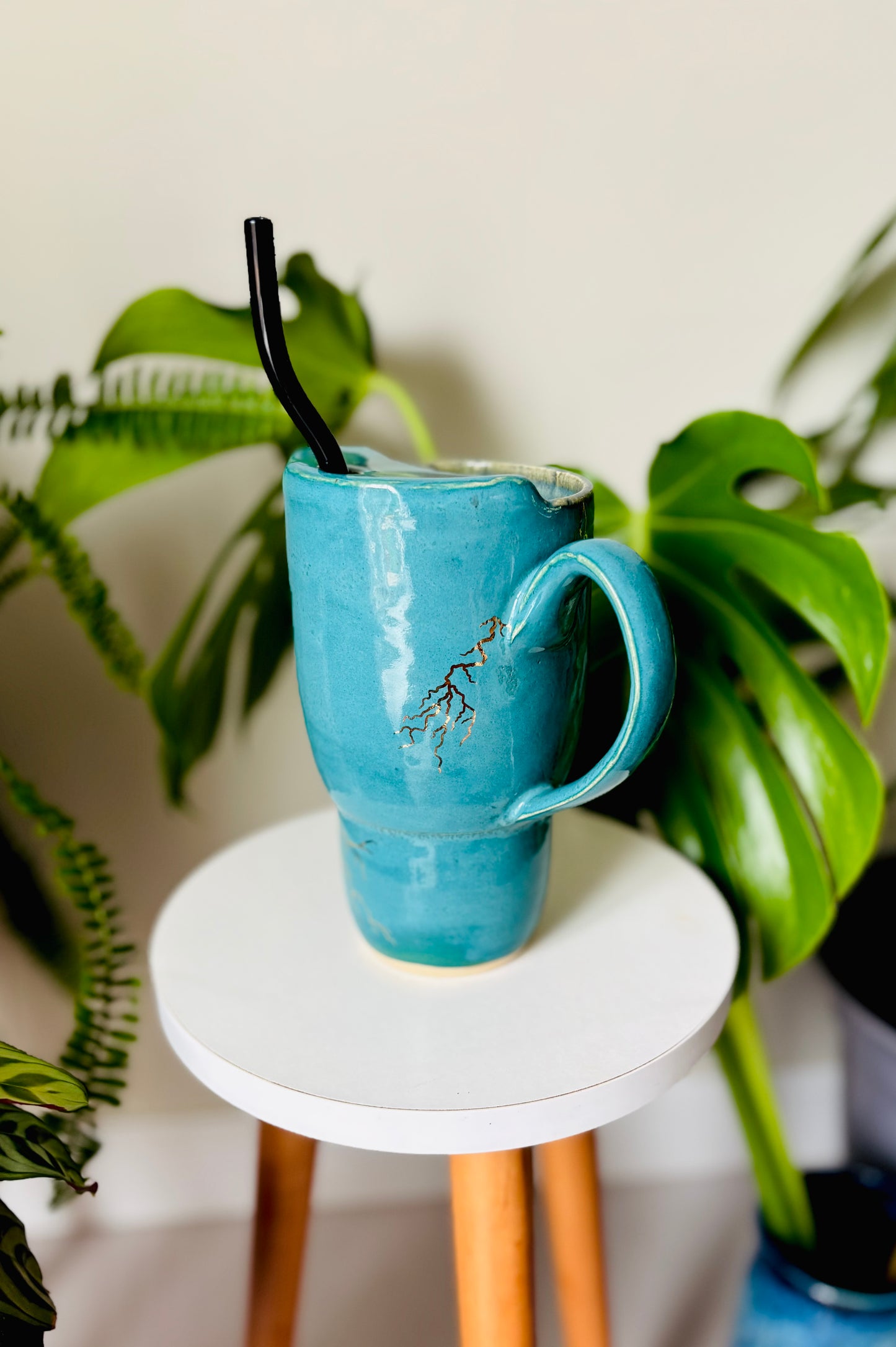 18 fl oz Lighting Strike Turquoise To-go Mug