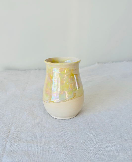 Iridescent Daffodil Mug (16 fl oz)