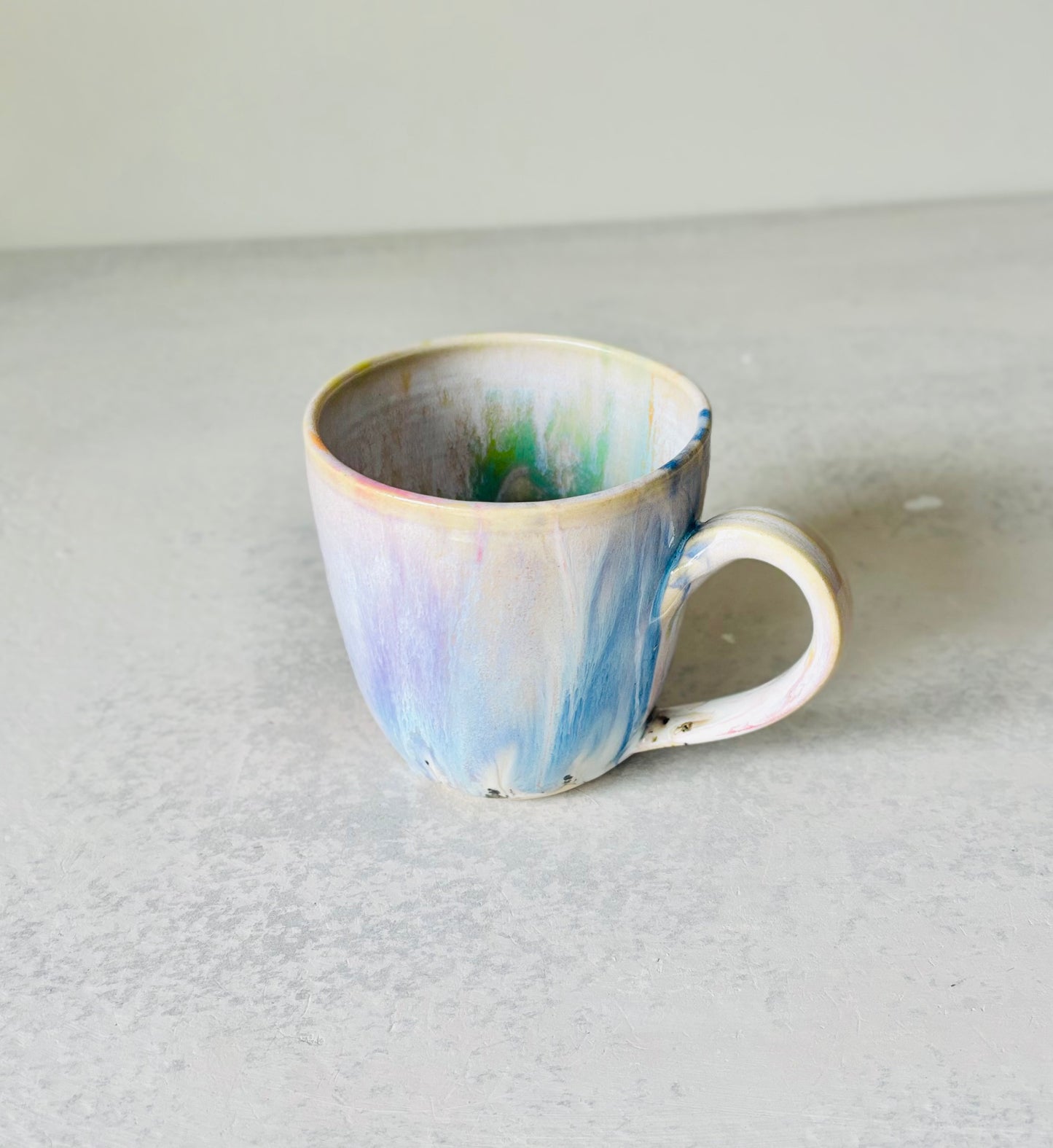 20 fl ounce Rainbow Waterfall Mug 2