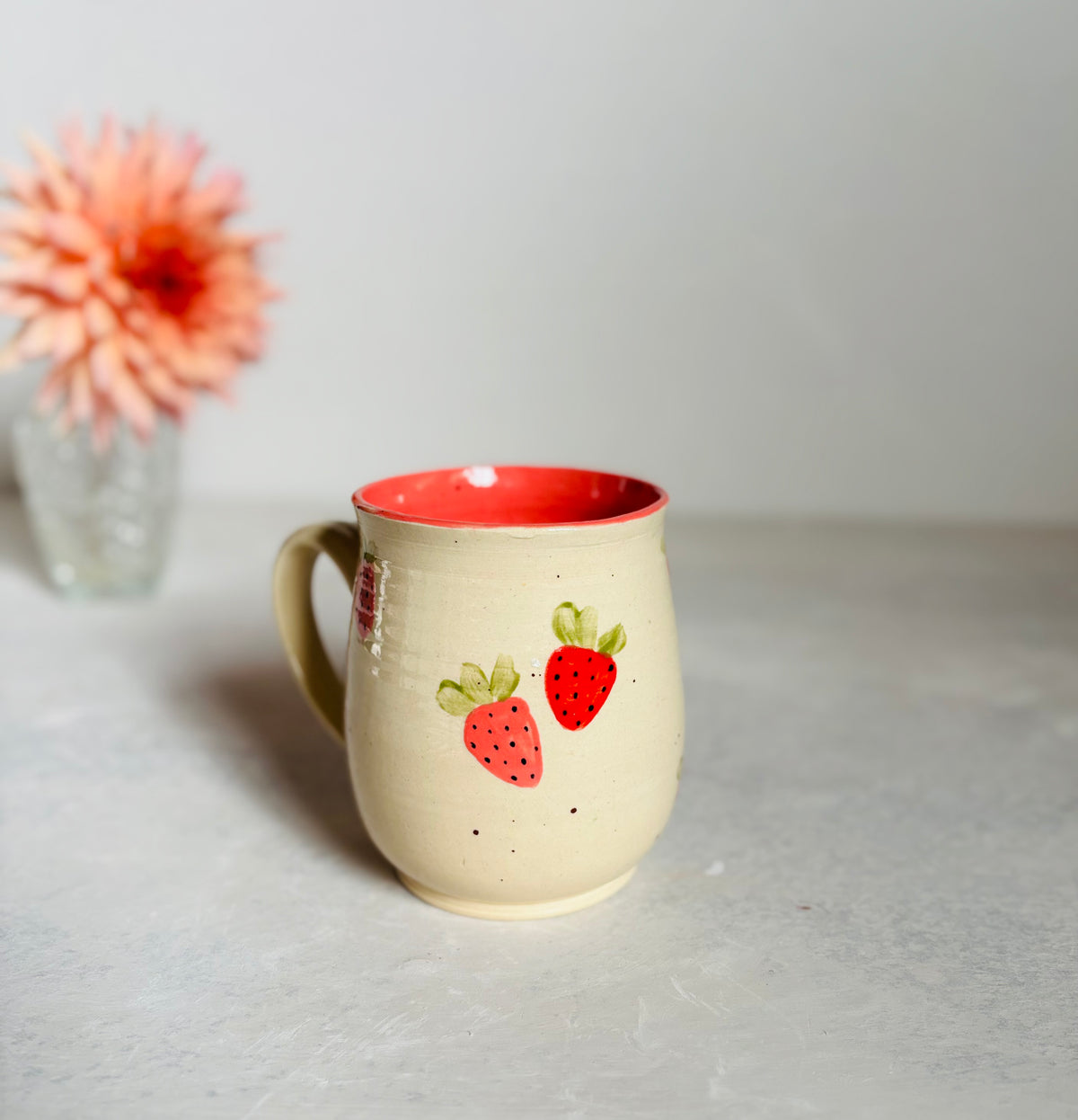 Strawberry Mug (14 fl oz) (Second)