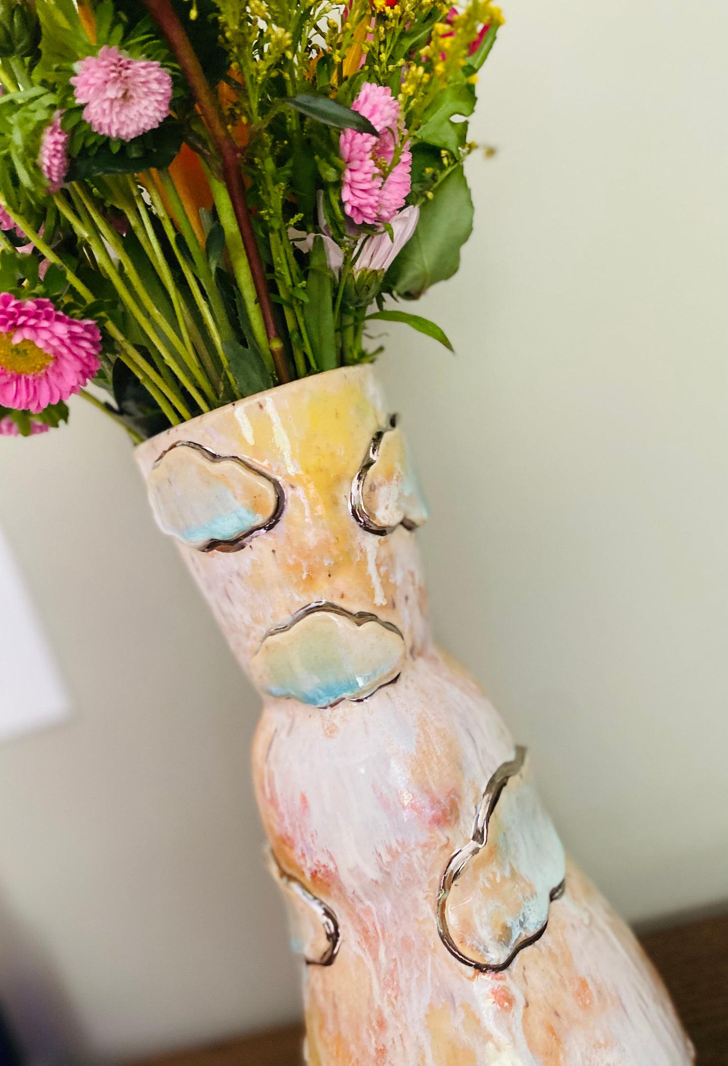 22k White Gold Silver Lining Vase