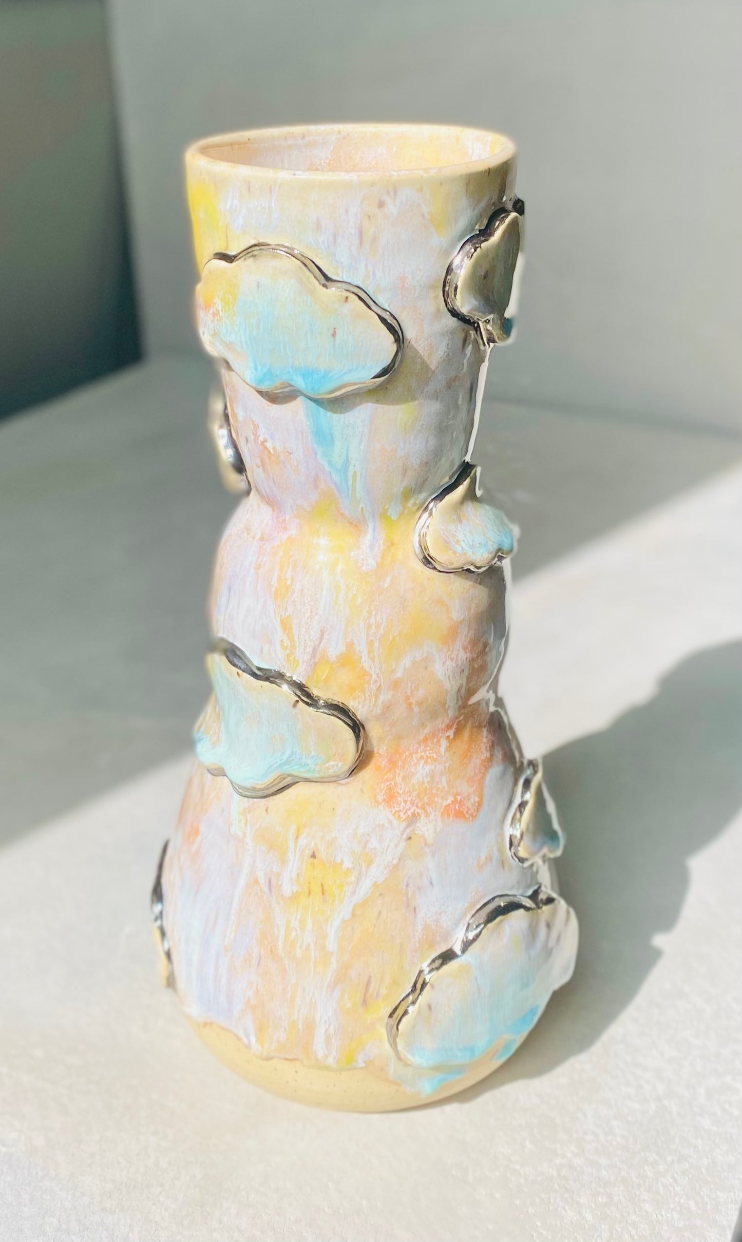 22k White Gold Silver Lining Vase