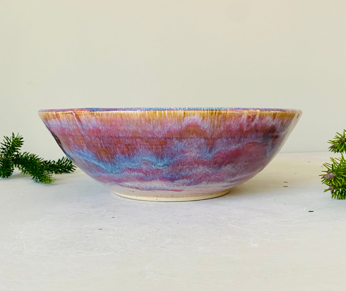 12 Cup Winterberry Serving Bowl