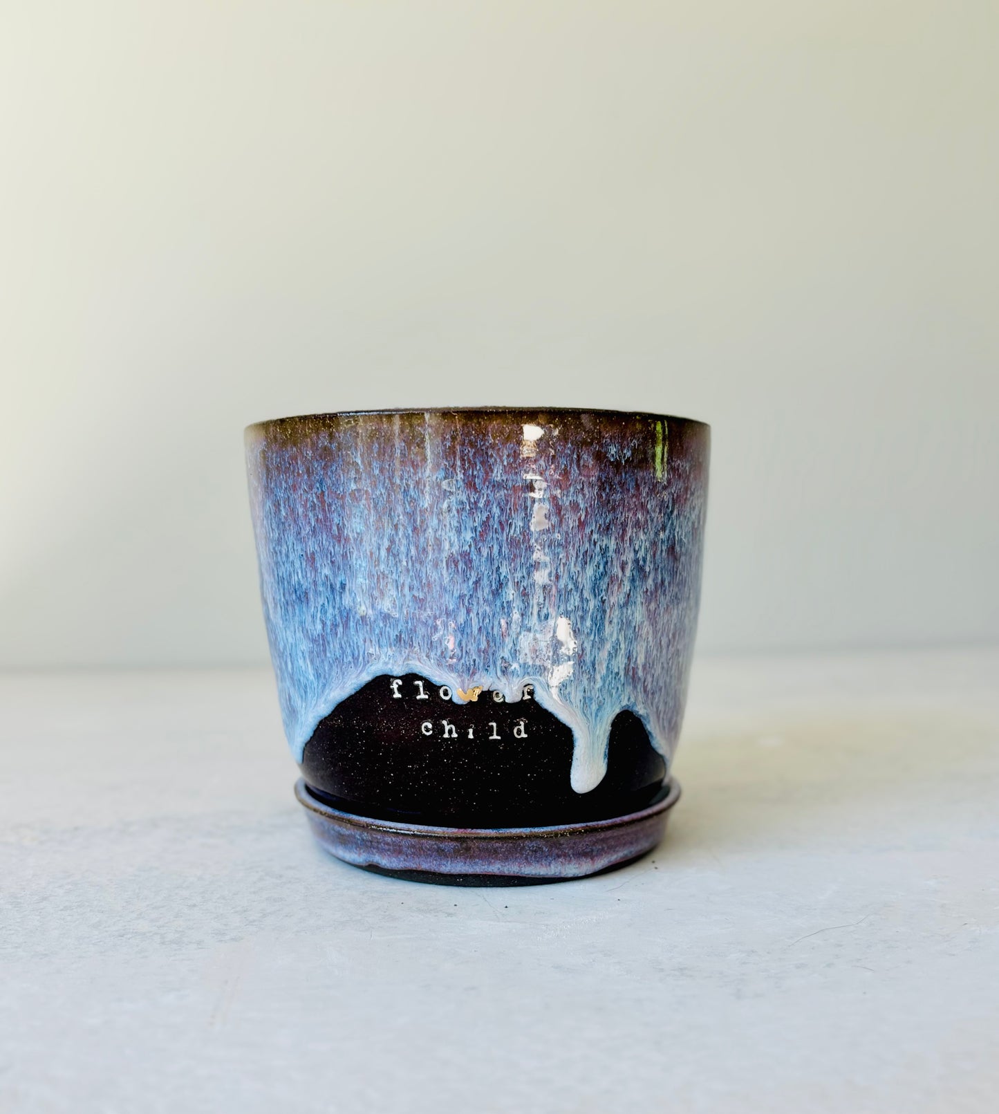 Flower Child 22k Gold Planter (~ 6 cups)