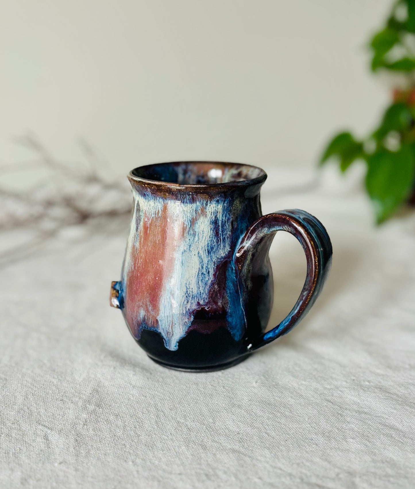 14 fl oz Outer Space 22k Golden Moon Mug #1