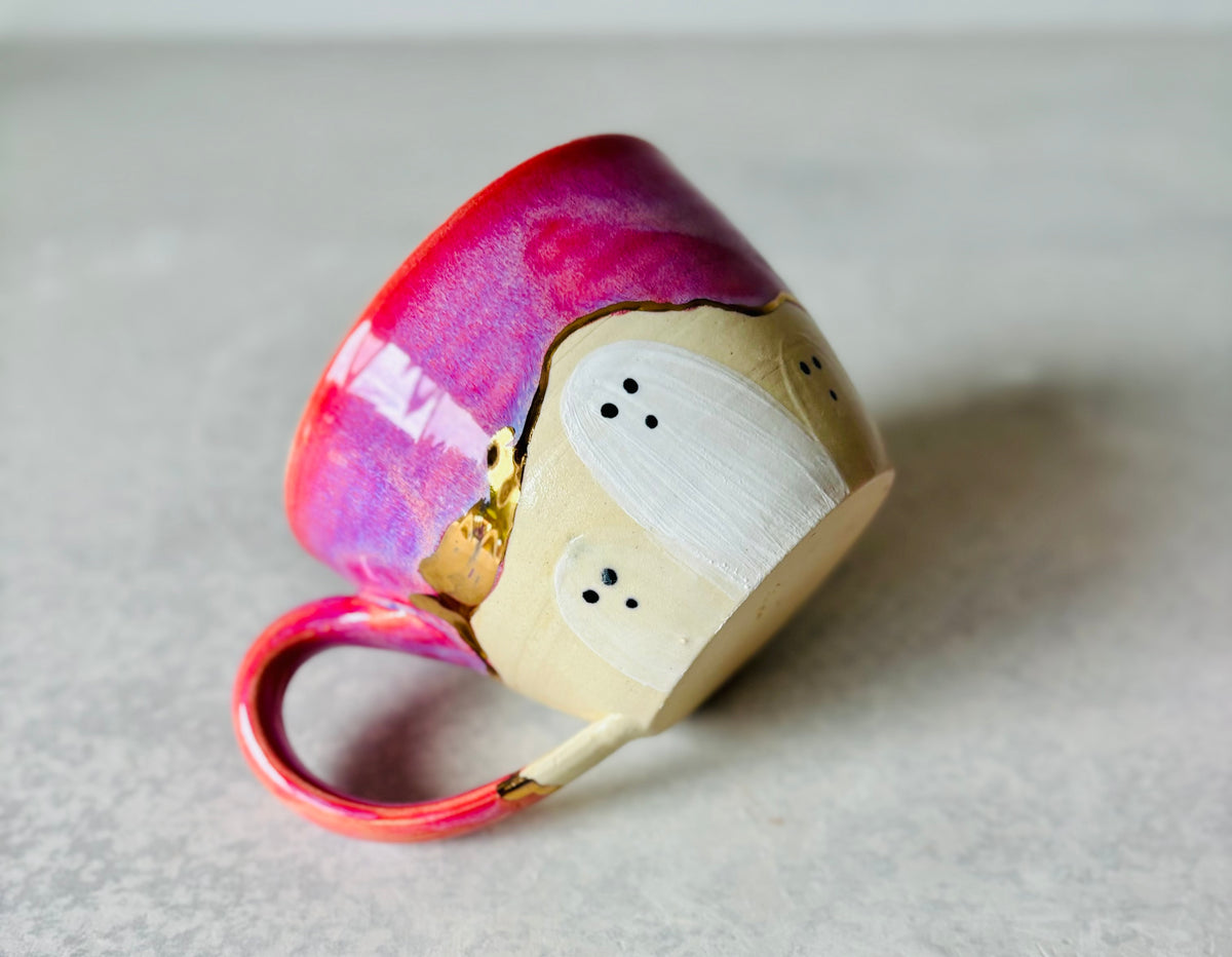 Golden Glaze Line Pink Ghost Mug
