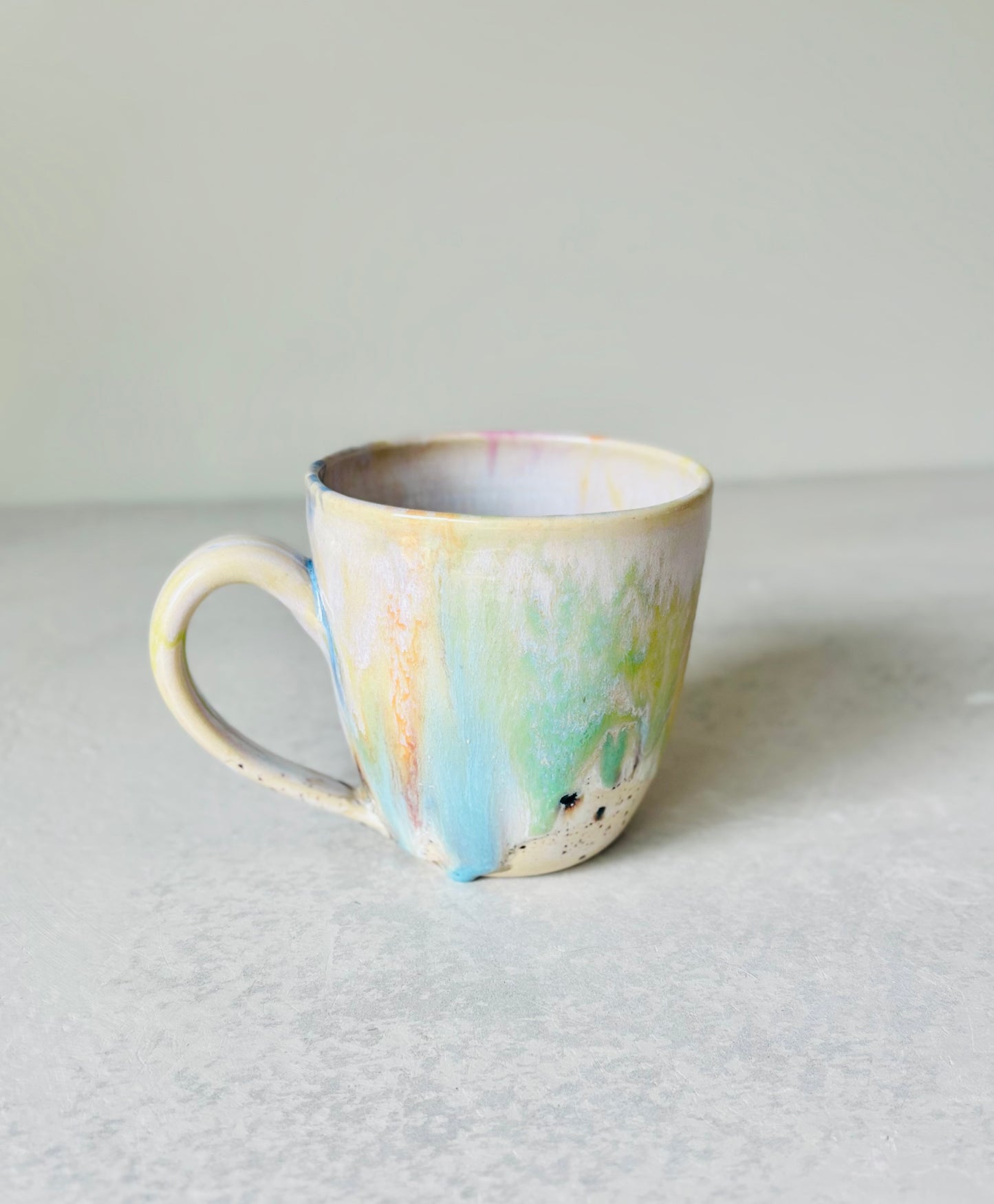 20 fl ounce Rainbow Waterfall Mug 2