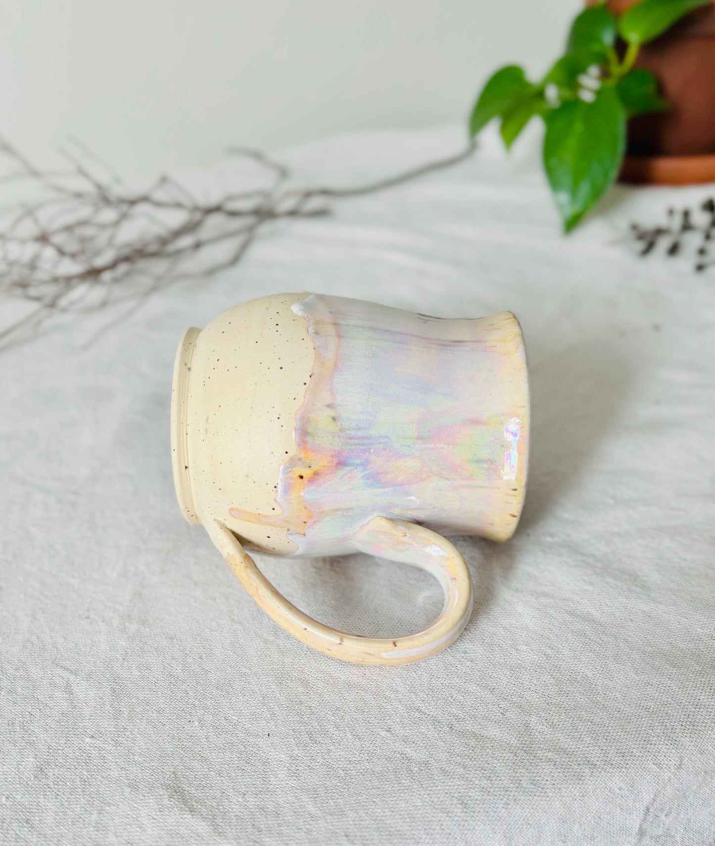 15 fl oz Iridescent Pearl Mug (second)