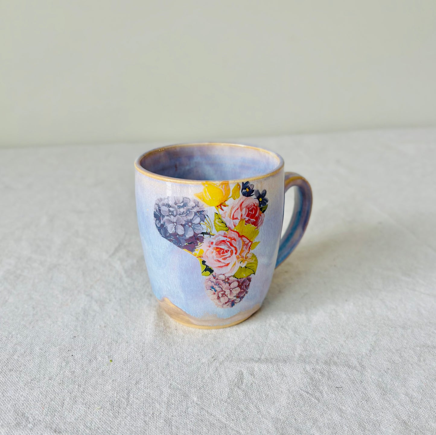 Cotton Candy Hydrangea Mug (15 fl oz)