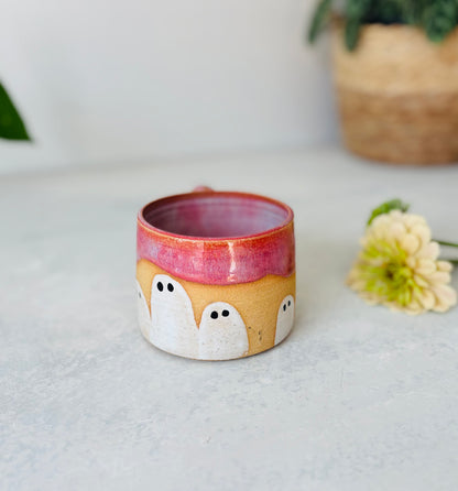 Frightening Fuchsia Ghost Mug (15 fl oz)
