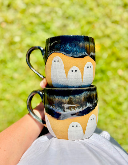 Spooky Night Peek-a-boo Ghost Soup Mug (26 fl oz)