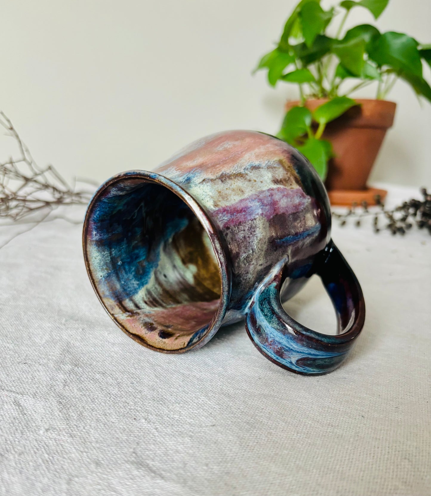 14 fl oz Outer Space 22k Golden Moon Mug #1