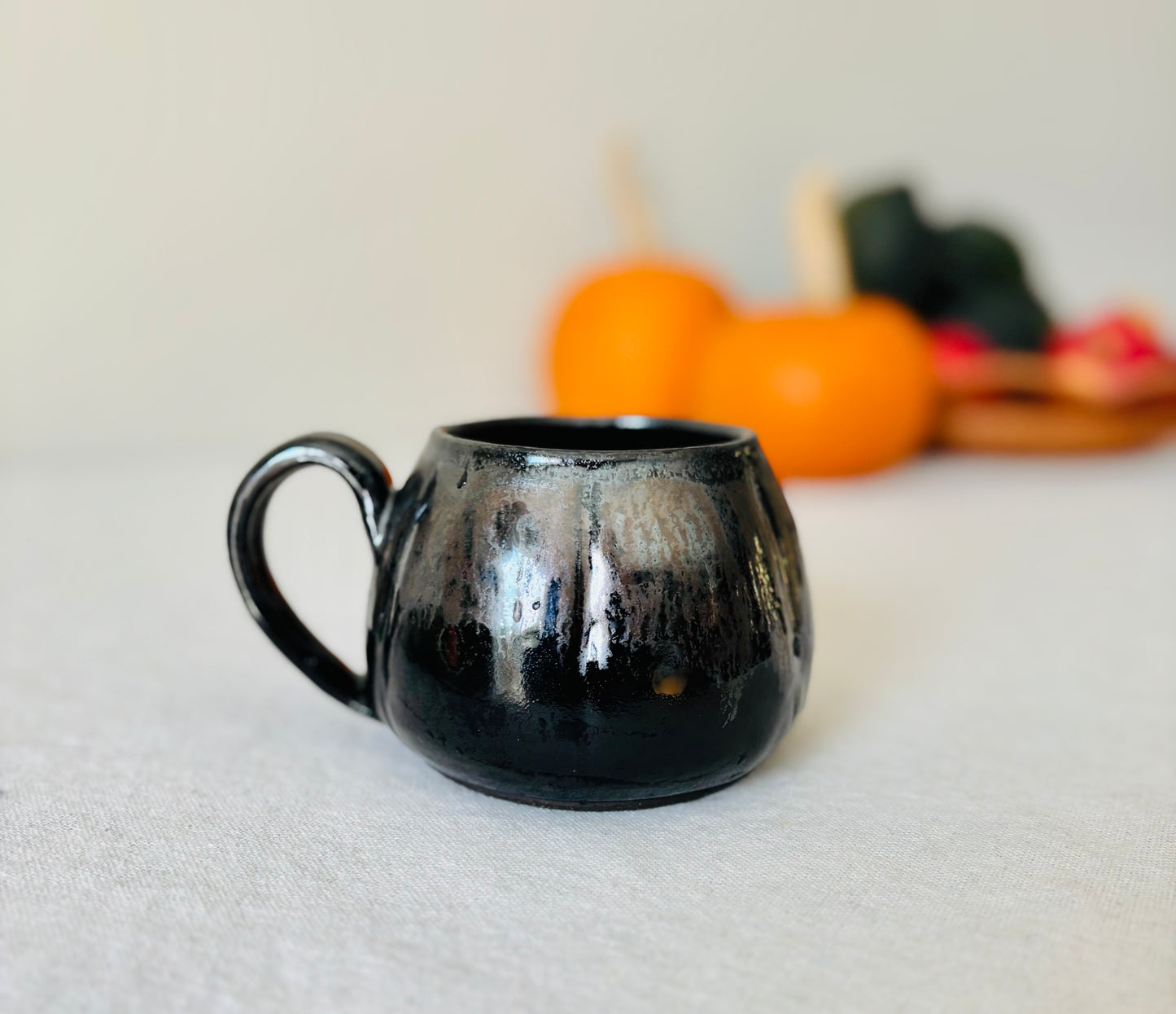 13.5 floz  Chrome & Black Stoneware Pumpkin Mug