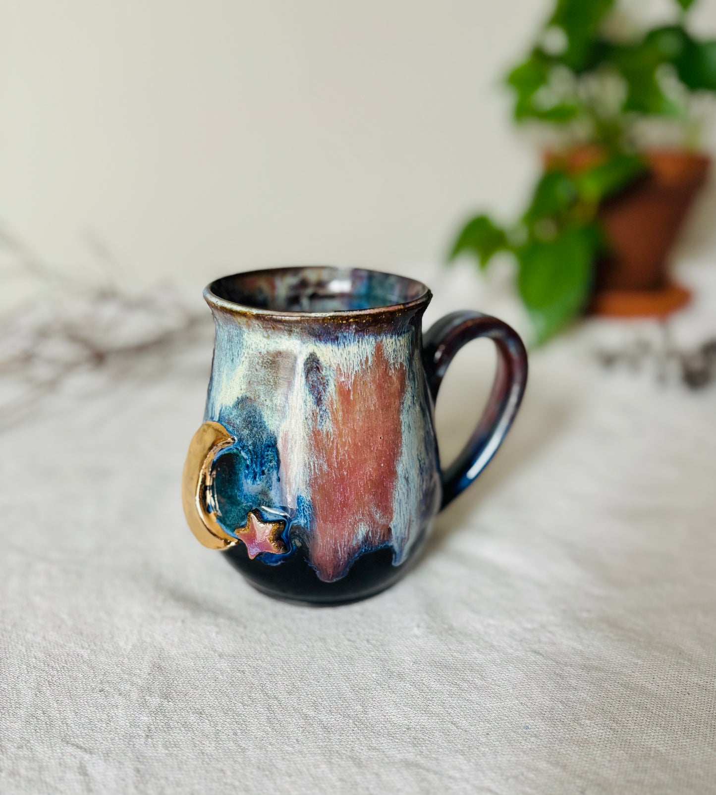 14 fl oz Outer Space 22k Golden Moon Mug #1