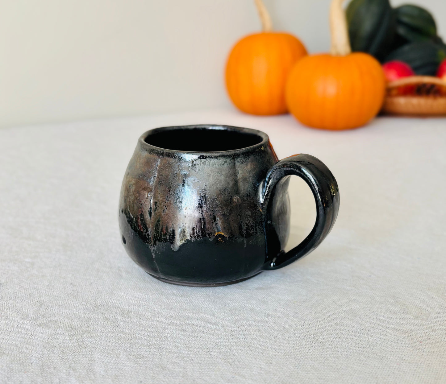 13.5 floz  Chrome & Black Stoneware Pumpkin Mug