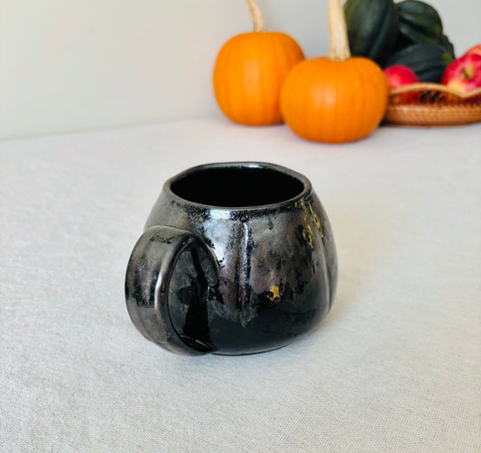 13.5 floz  Chrome & Black Stoneware Pumpkin Mug