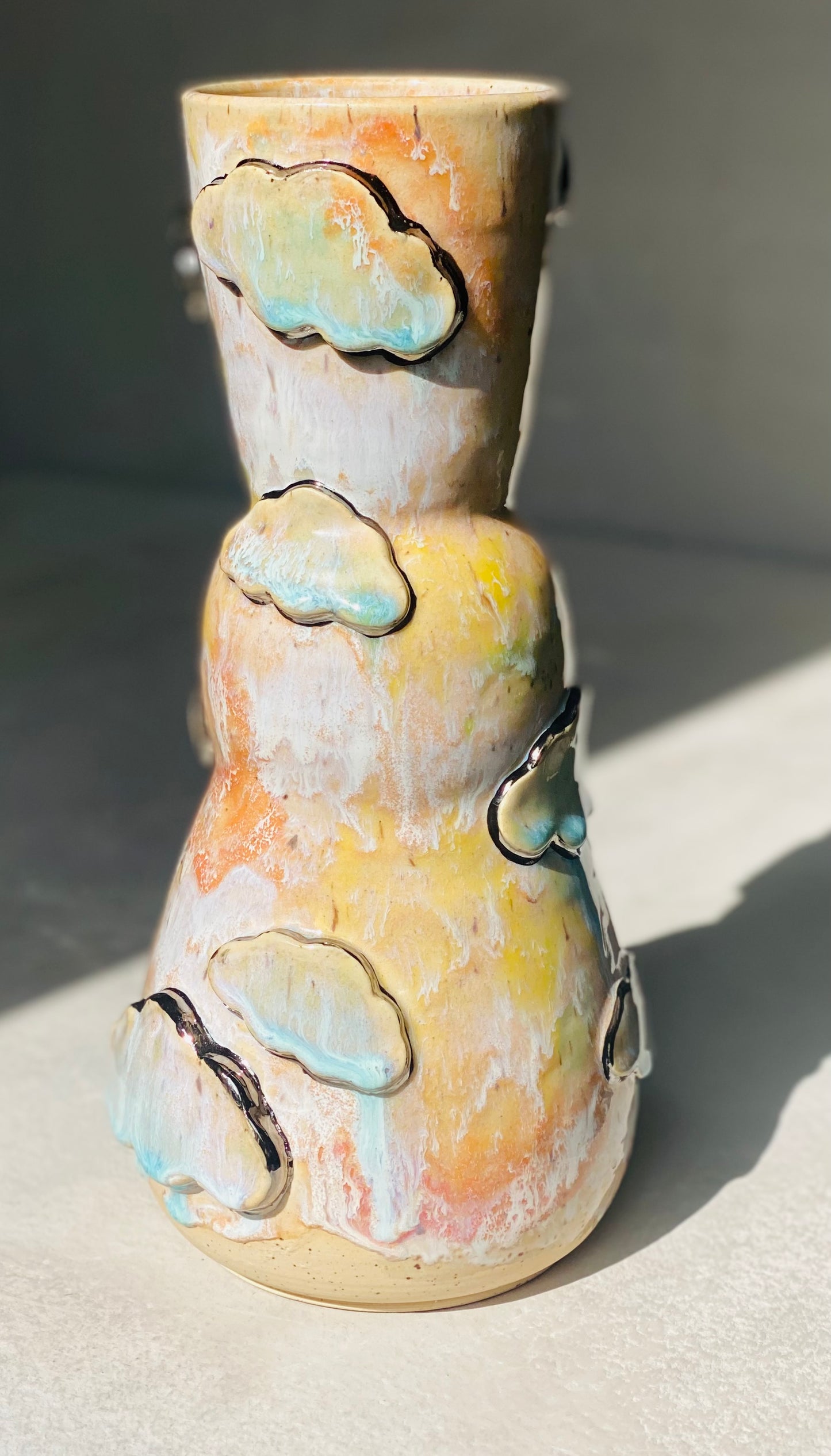 22k White Gold Silver Lining Vase
