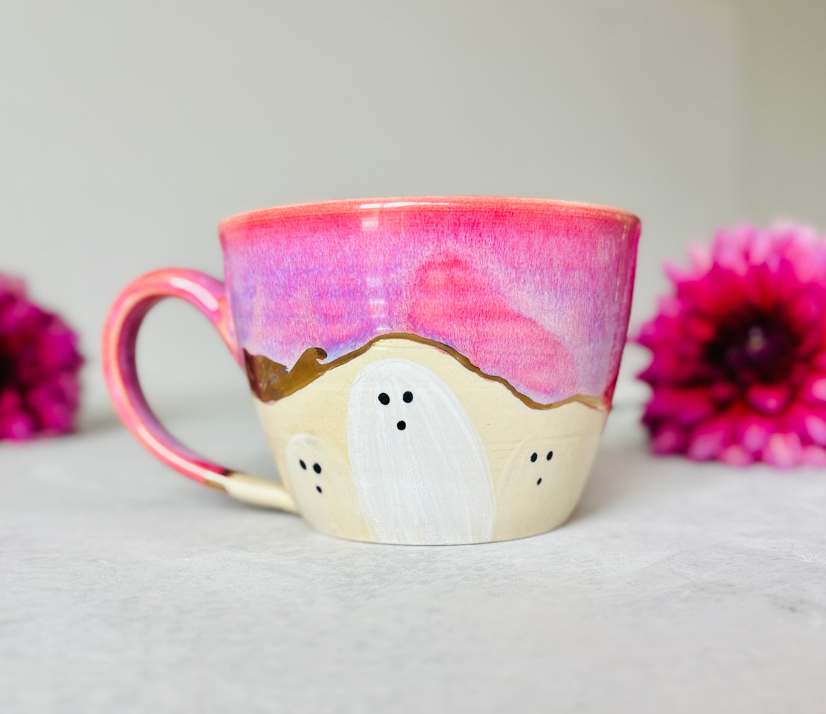 Golden Glaze Line Pink Ghost Mug