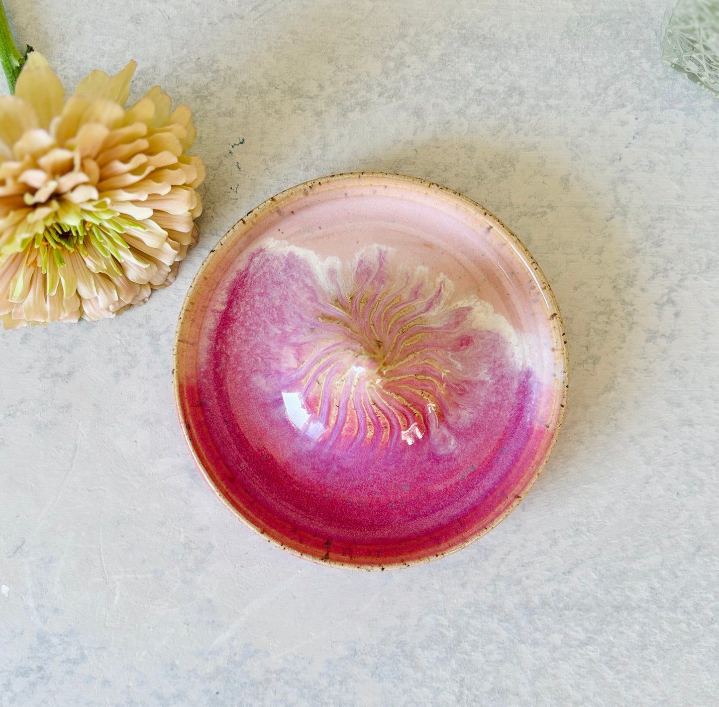 Ceramic Pink Peach Juicer