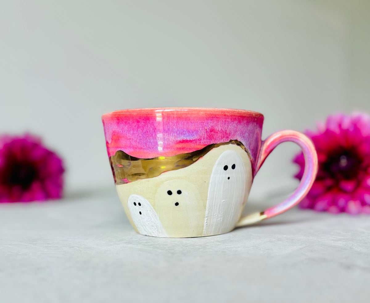 Golden Glaze Line Pink Ghost Mug