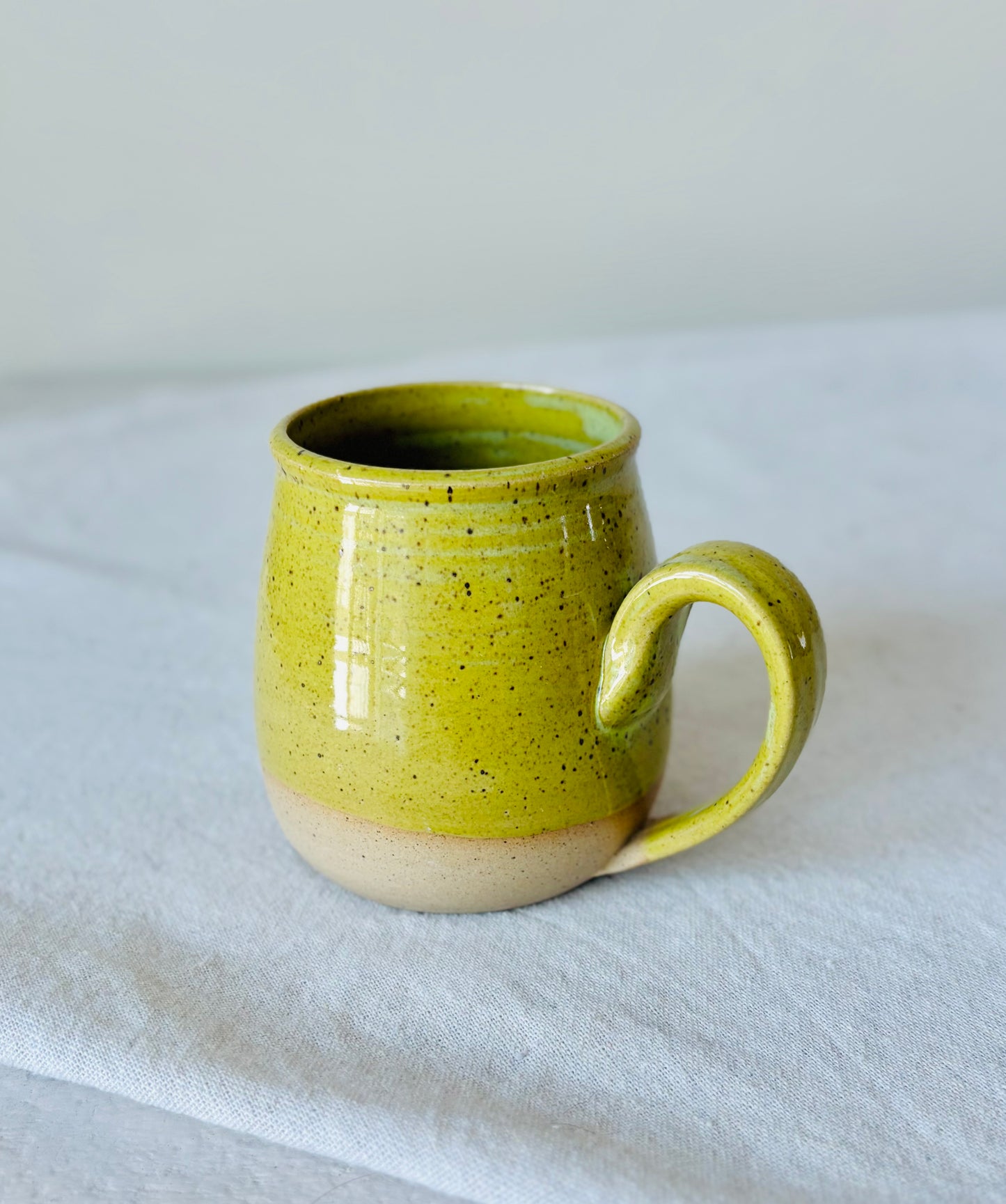Speckled Deep Chartreuse Mug (14 fl oz)