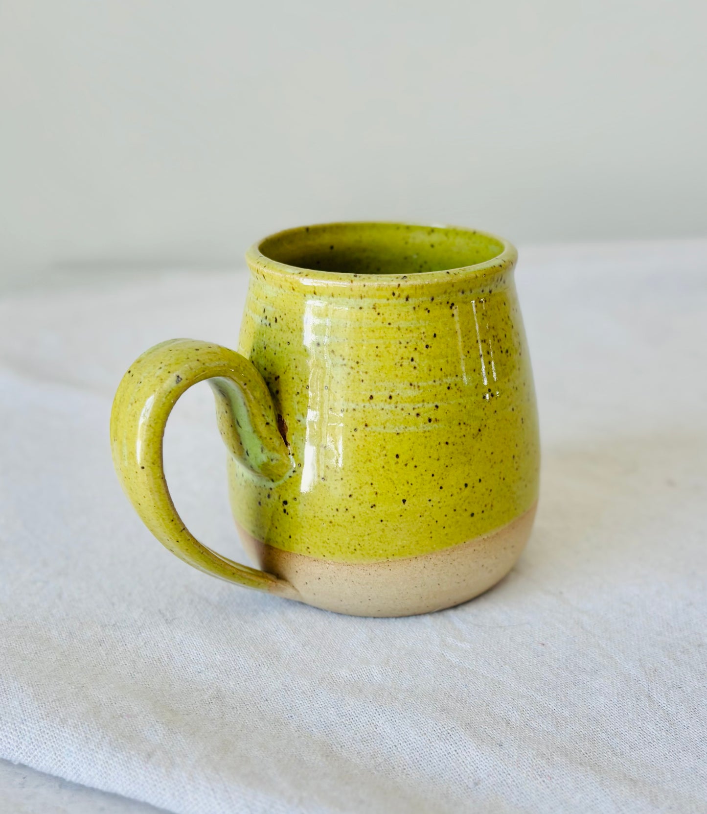Speckled Deep Chartreuse Mug (14 fl oz)