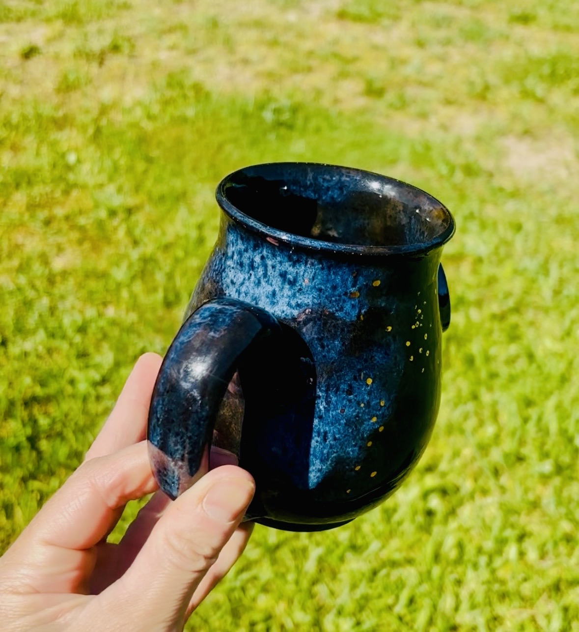 Manifest That Shit Midnight Moon Mug (14 fl oz)
